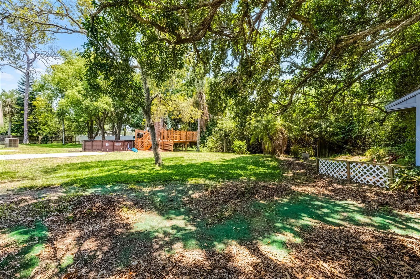 Image 29 of 35 For 174 Pine Grove Ct