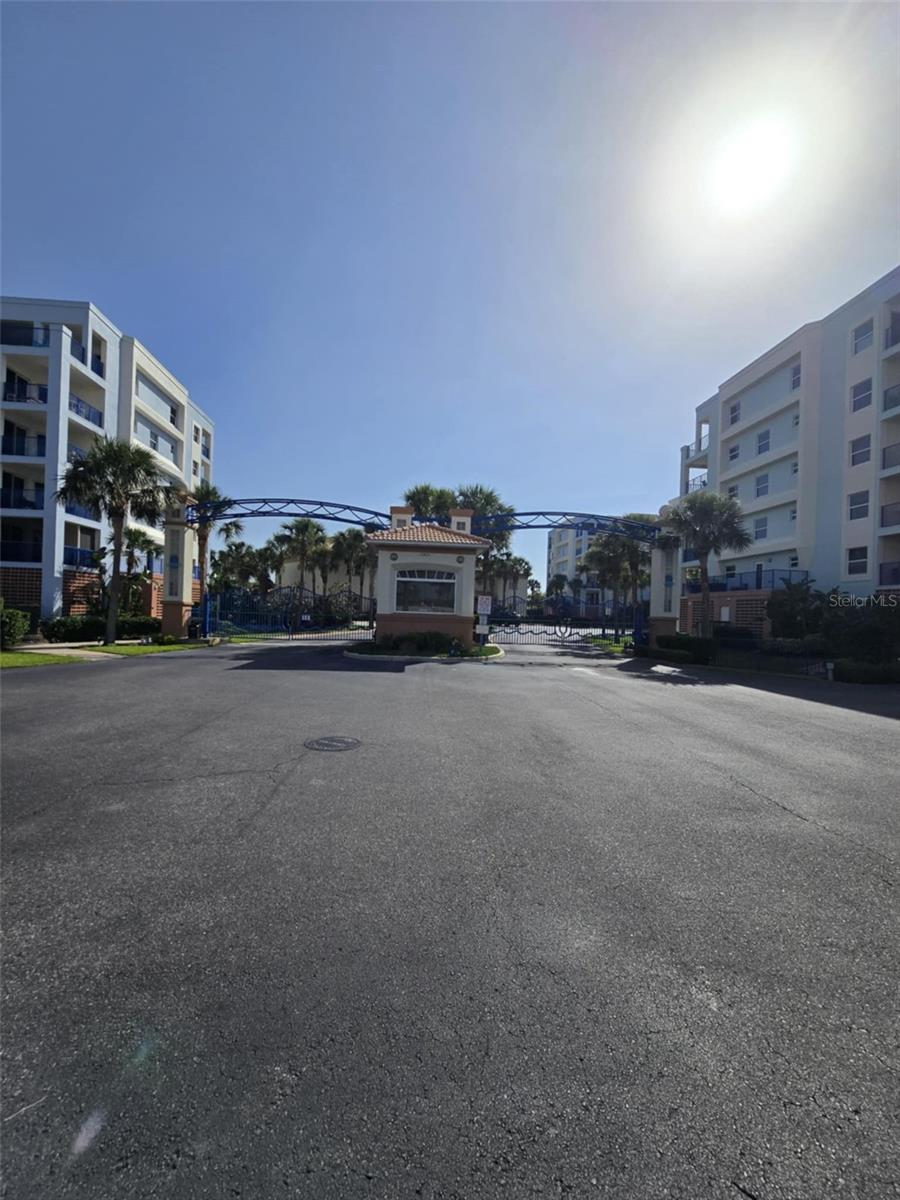 Image 2 of 79 For 5300 Atlantic Avenue 2-603