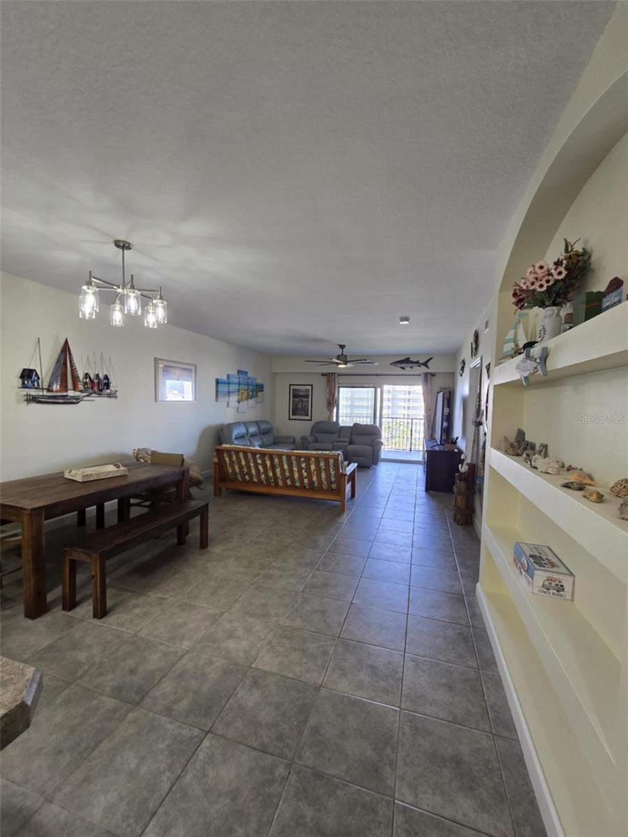 Image 24 of 79 For 5300 Atlantic Avenue 2-603