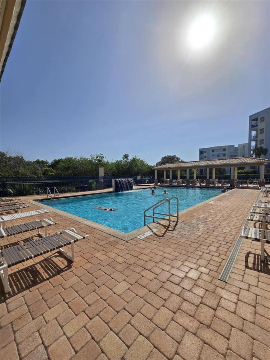 Image 49 of 79 For 5300 Atlantic Avenue 2-603