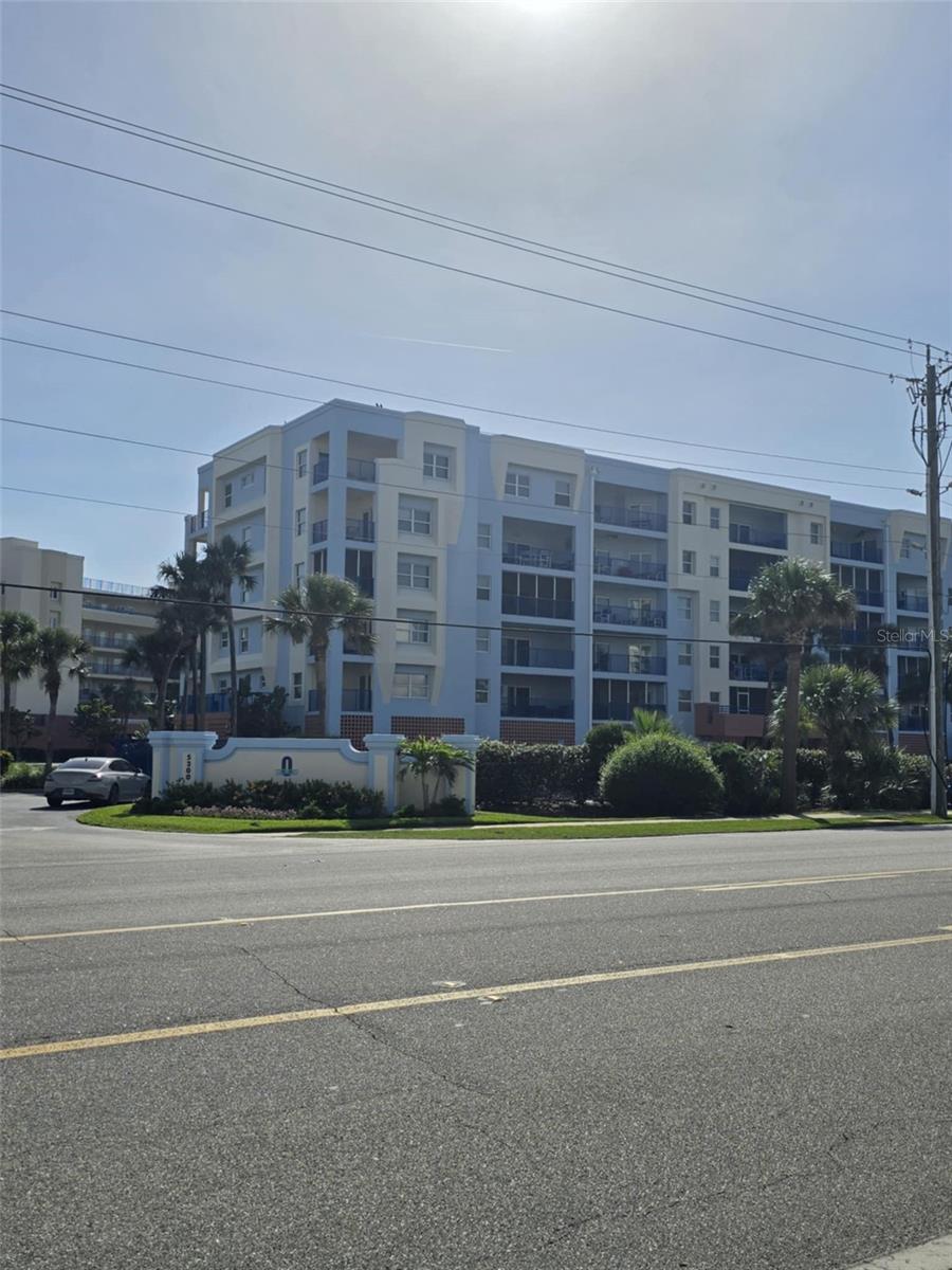 Image 5 of 79 For 5300 Atlantic Avenue 2-603