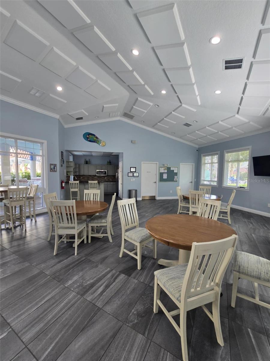 Image 58 of 79 For 5300 Atlantic Avenue 2-603