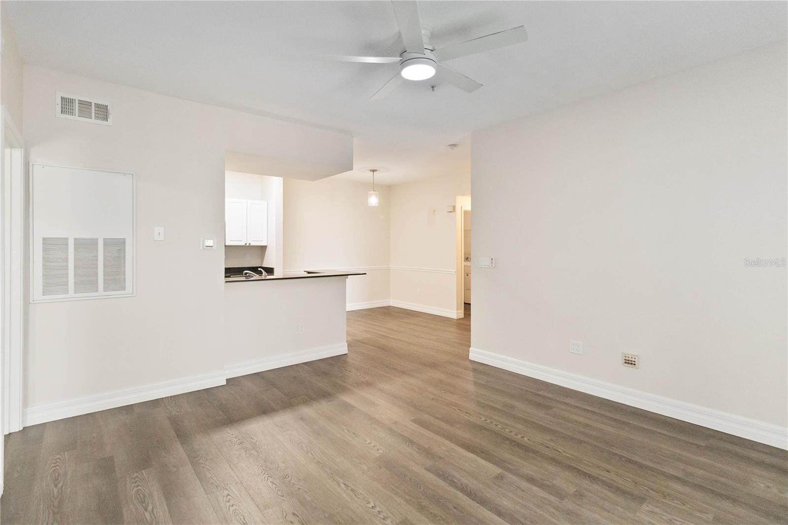 Image 12 of 29 For 14205 Falls Church Dr  2014
