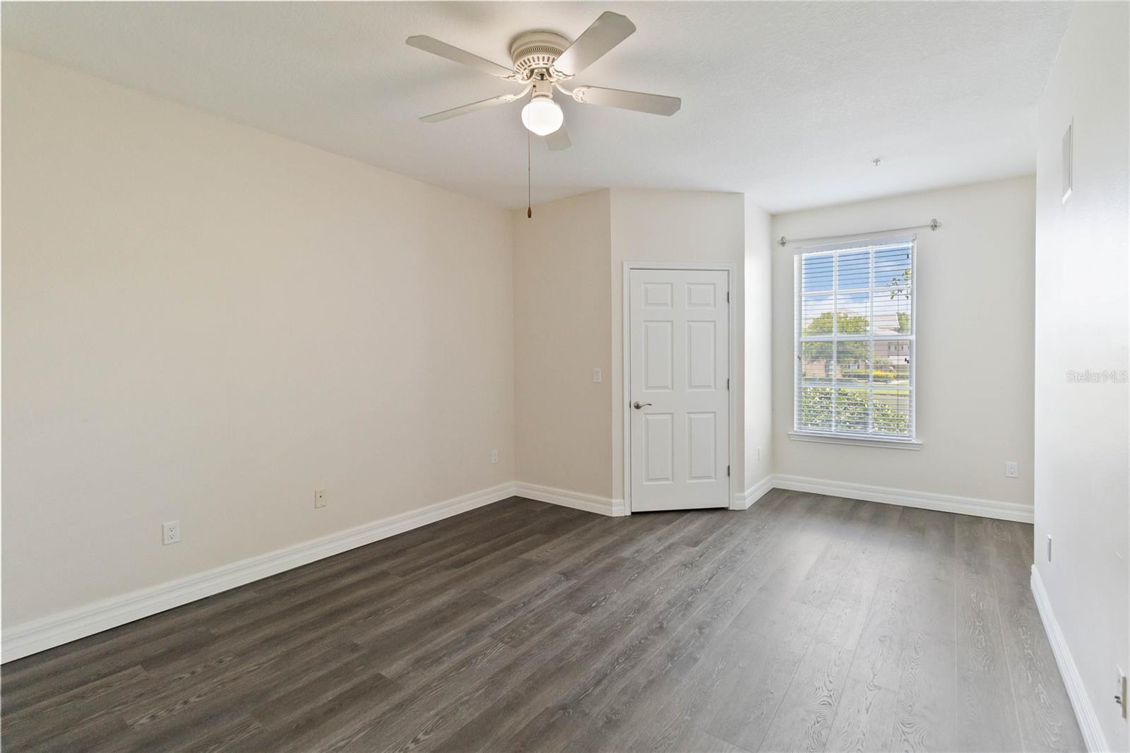 Image 26 of 29 For 14205 Falls Church Dr  2014