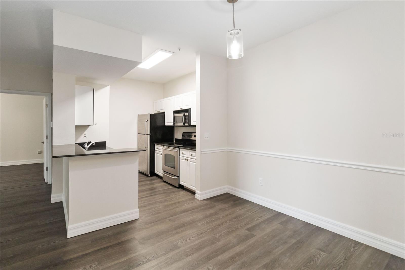 Image 7 of 29 For 14205 Falls Church Dr  2014