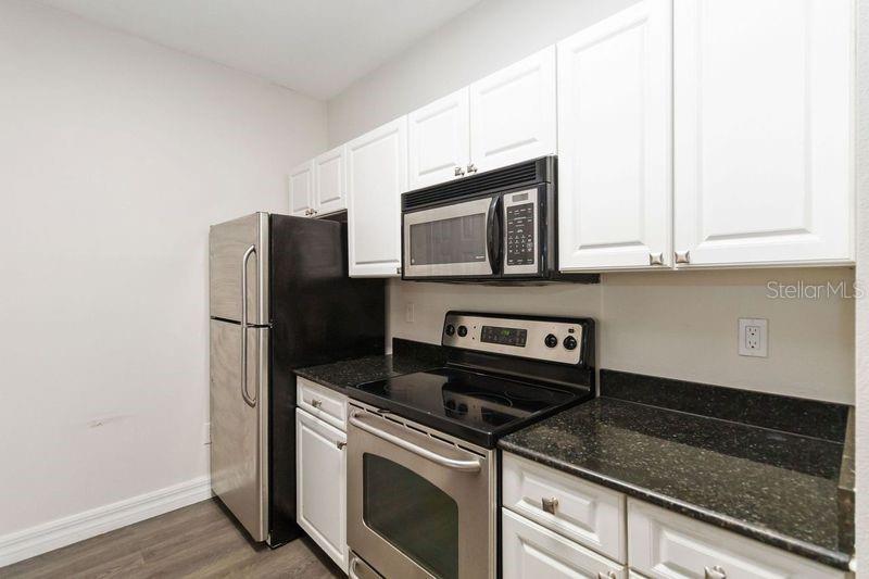 Image 8 of 29 For 14205 Falls Church Dr  2014