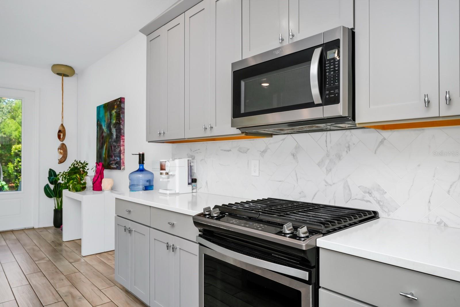 Image 24 of 55 For 652 Benoi Drive