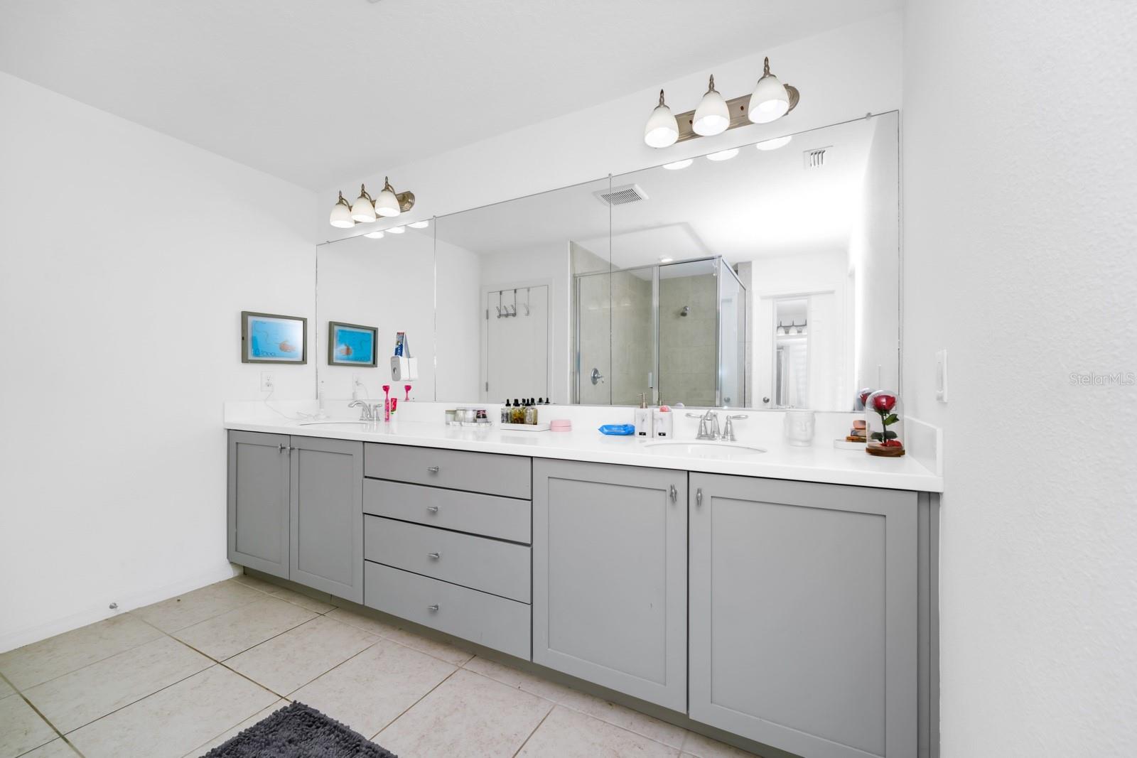 Image 26 of 55 For 652 Benoi Drive