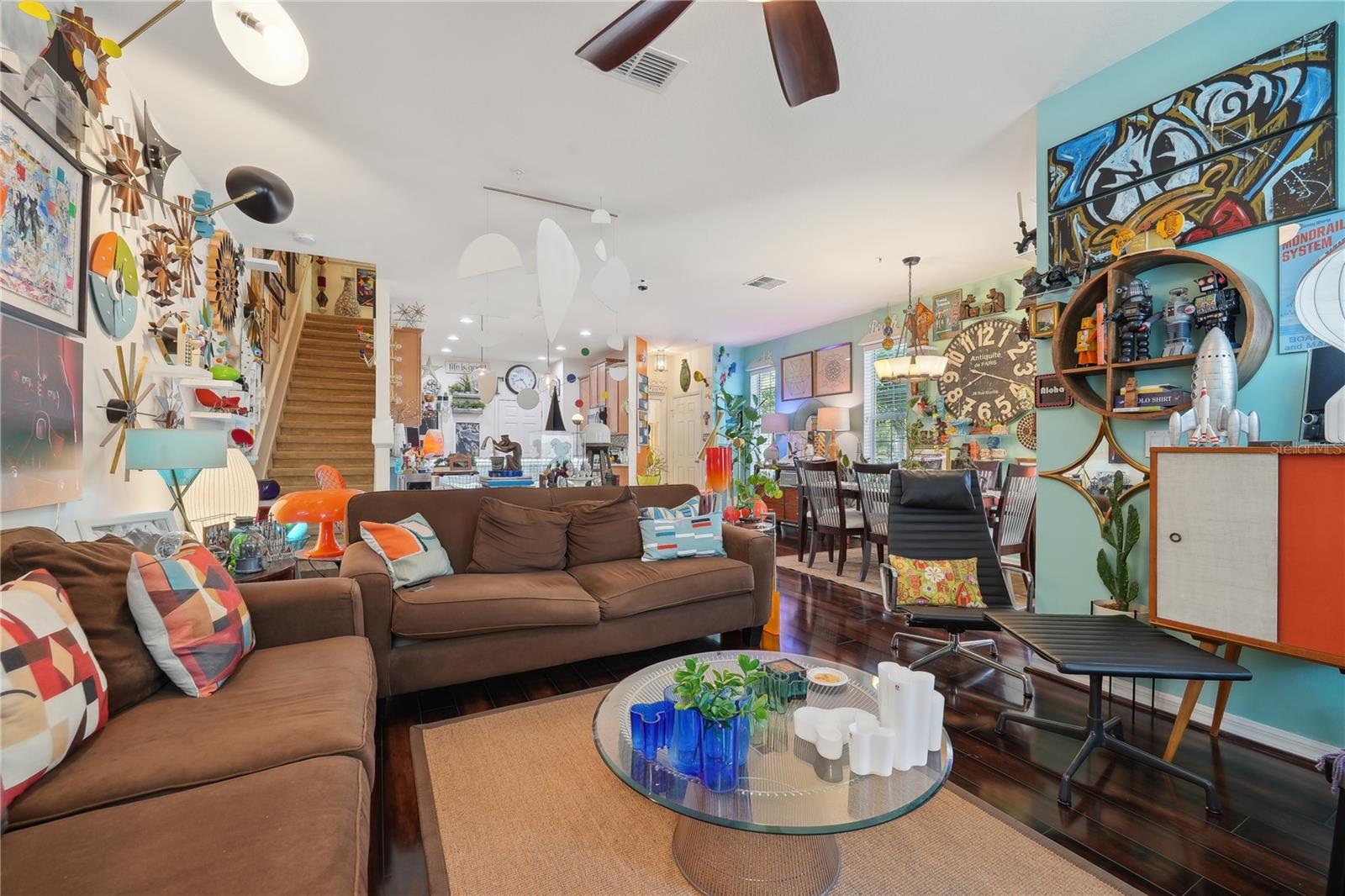 Image 4 of 60 For 14025 Oasis Springs Lane 901