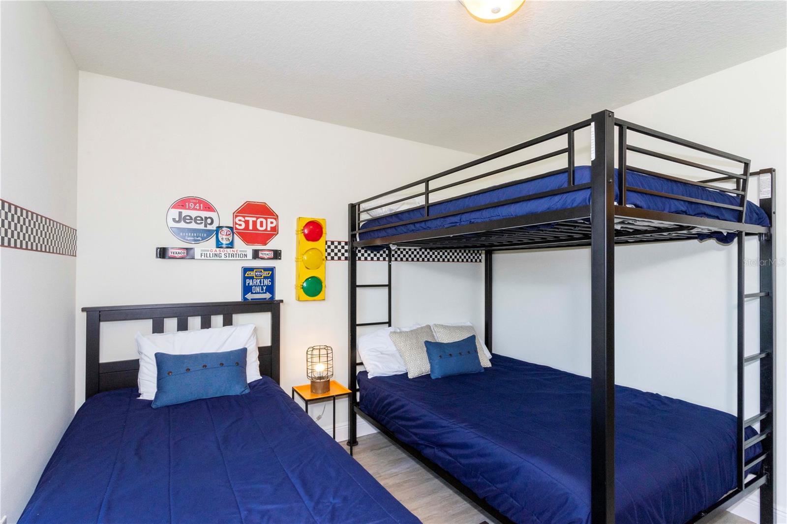 Image 60 of 100 For 1979 Majorca Drive