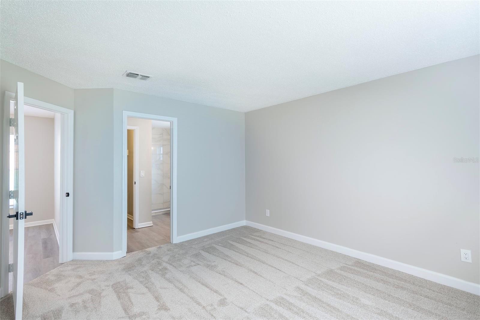Image 18 of 20 For 838 Haulover Drive