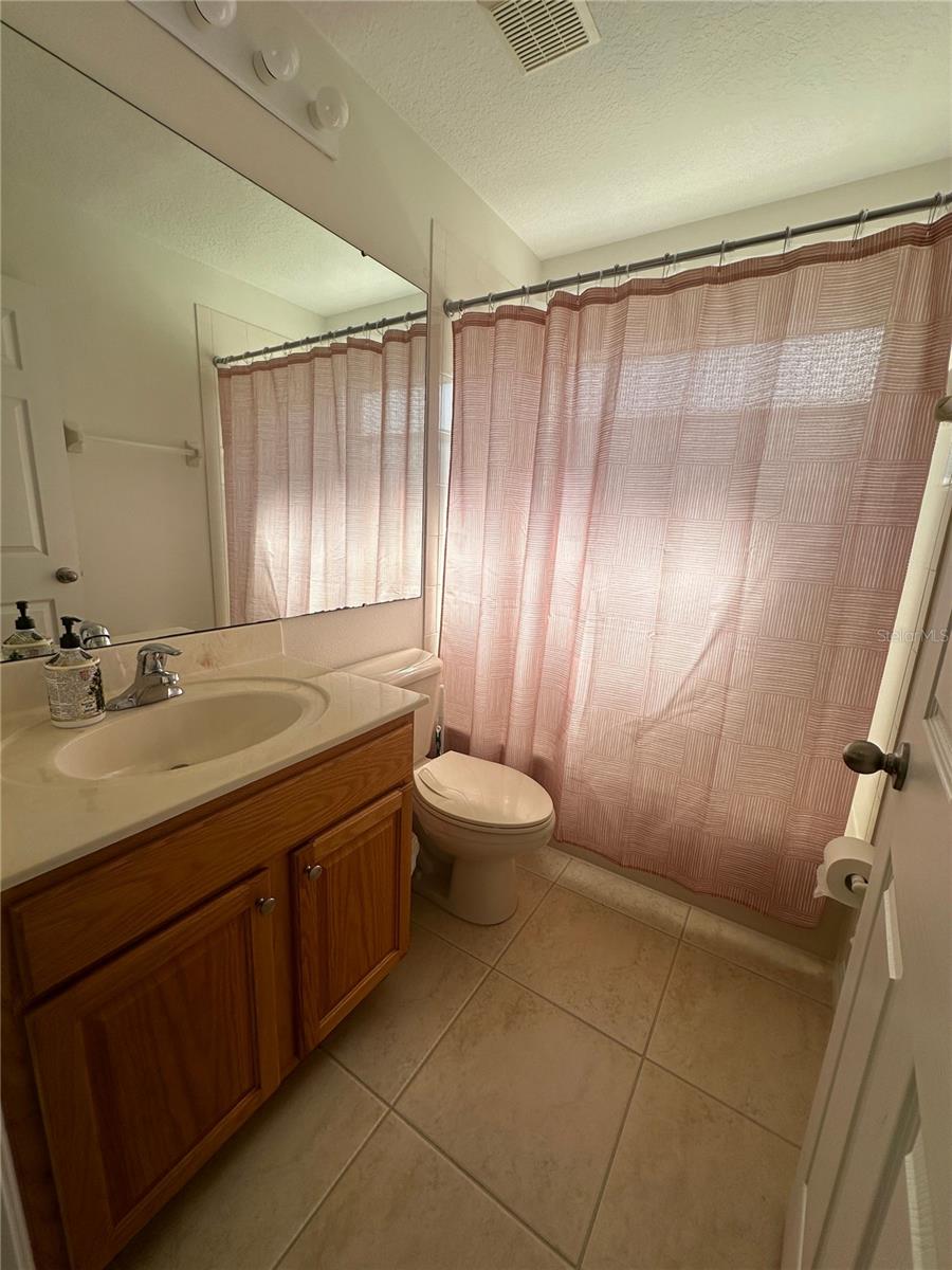 Image 12 of 58 For 10955 Lemay Drive