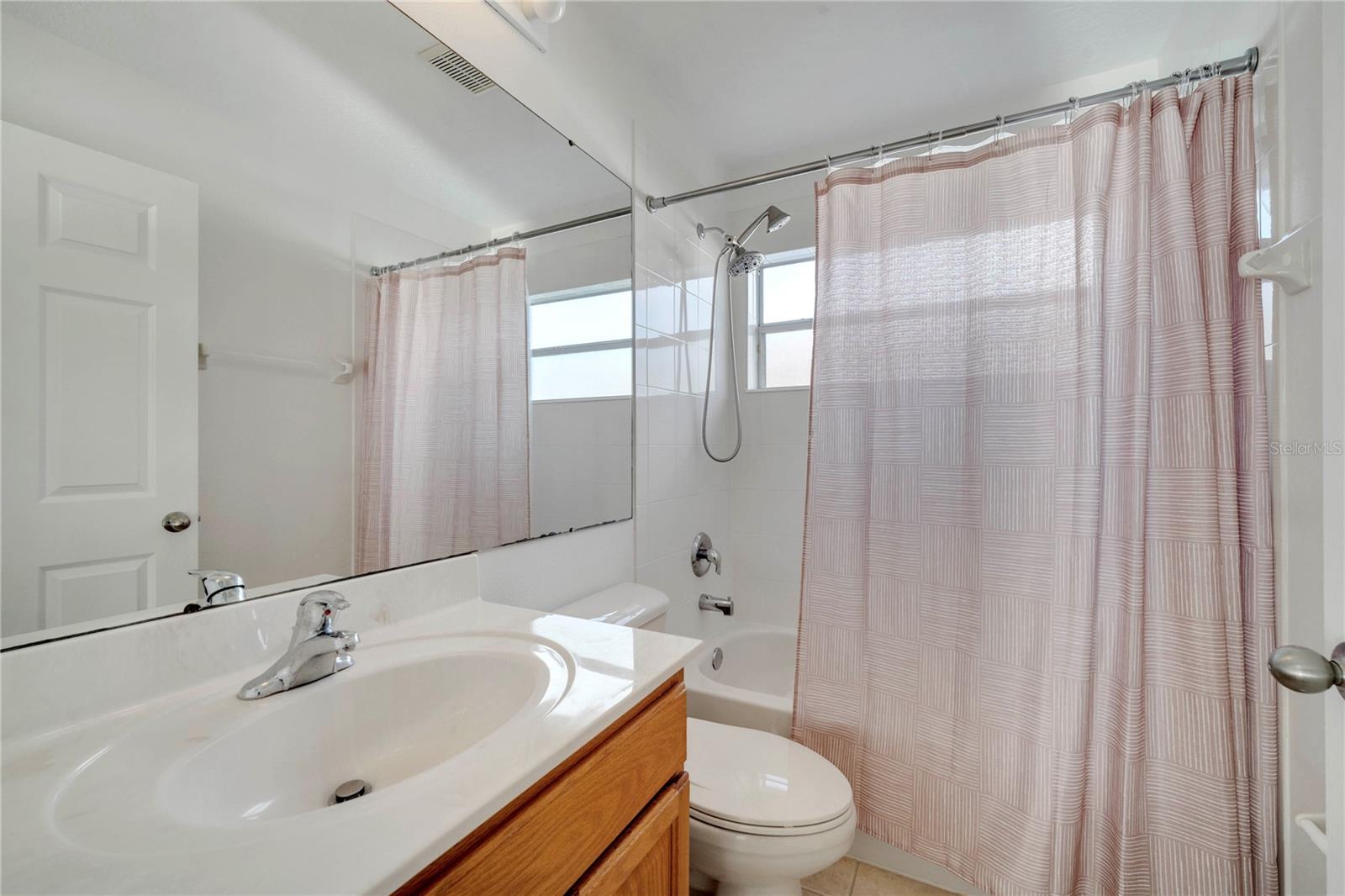 Image 39 of 58 For 10955 Lemay Drive