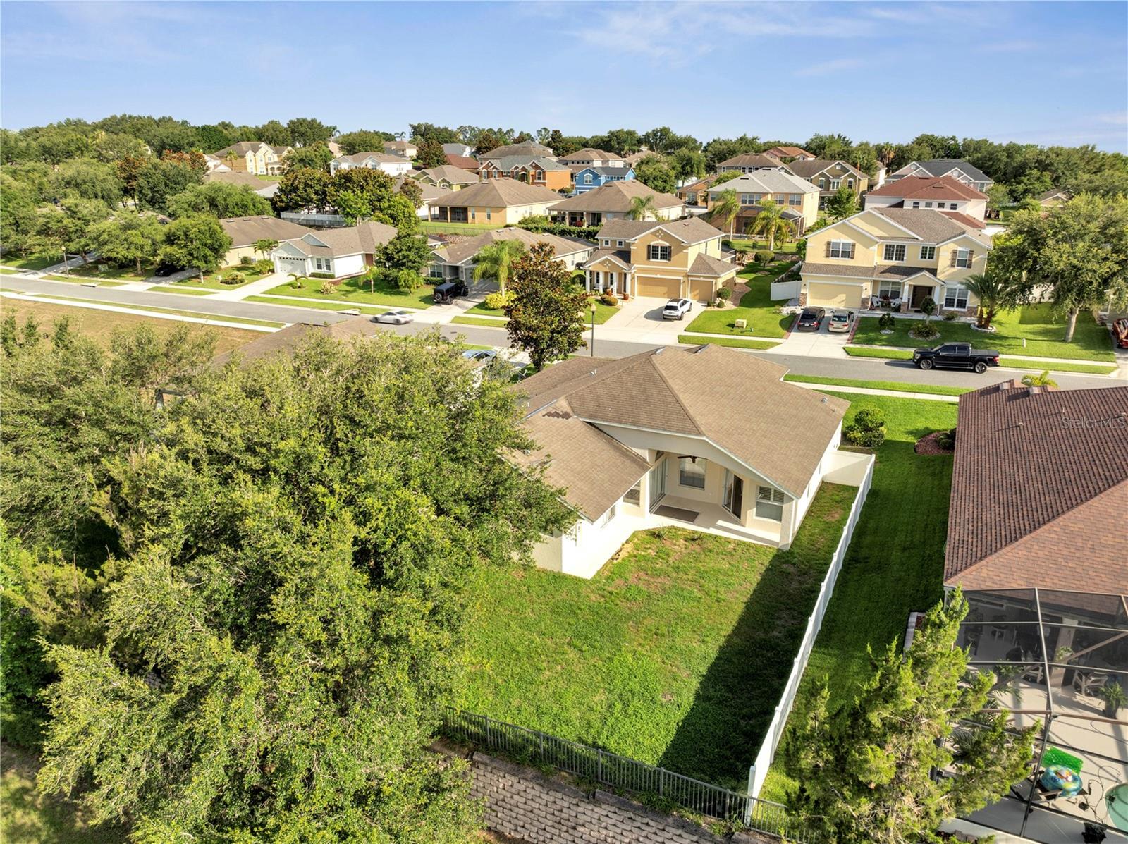 Image 54 of 58 For 10955 Lemay Drive