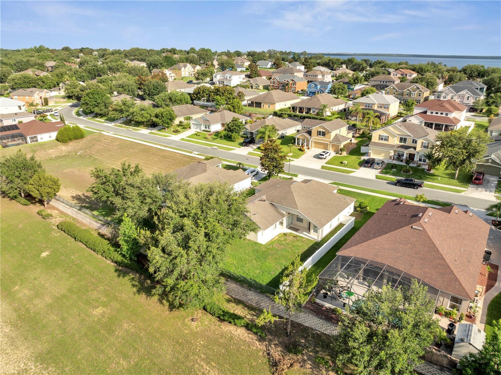 Image 55 of 58 For 10955 Lemay Drive
