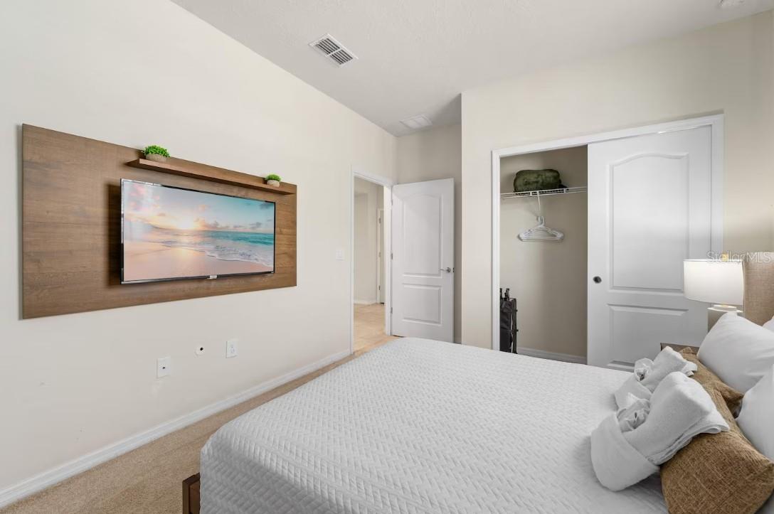 Image 40 of 60 For 7577 Oak Spring Lane