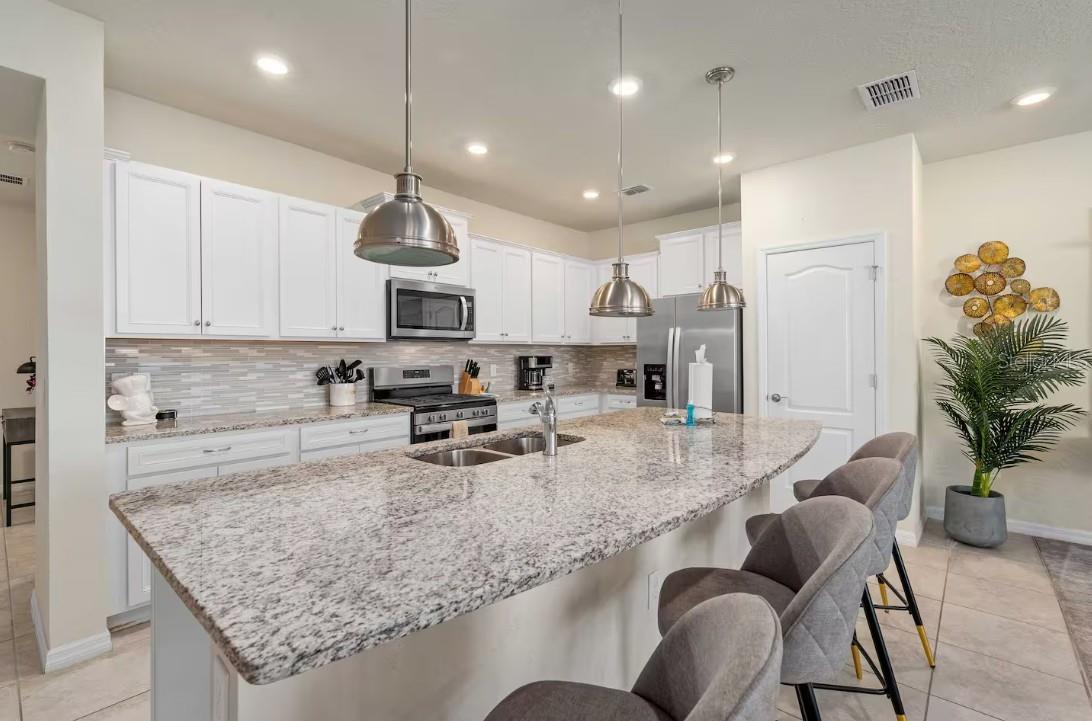 Image 6 of 60 For 7577 Oak Spring Lane