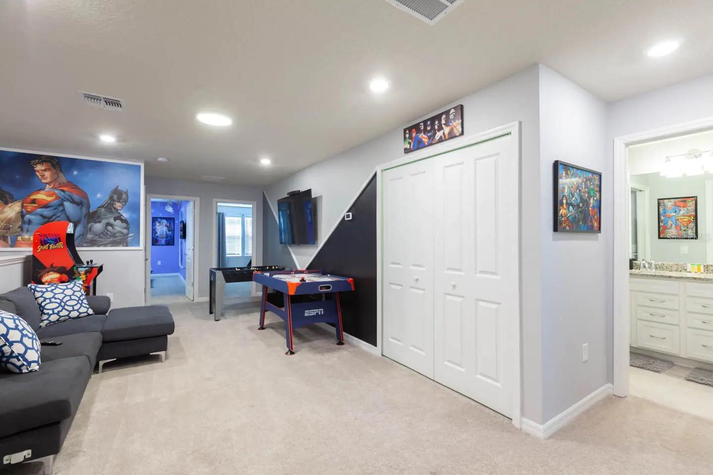 Image 14 of 55 For 271 Jetty Way