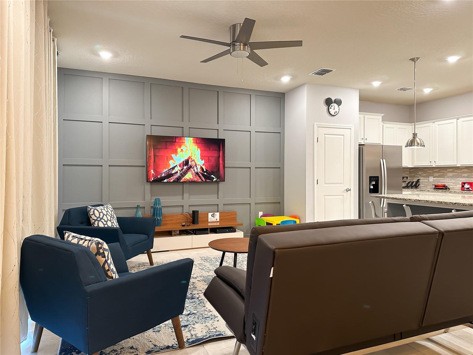 Image 4 of 55 For 271 Jetty Way