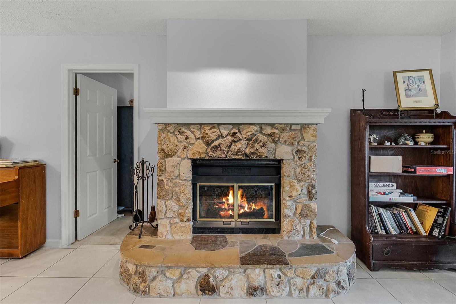 Image 11 of 55 For 179 Crown Point Circle