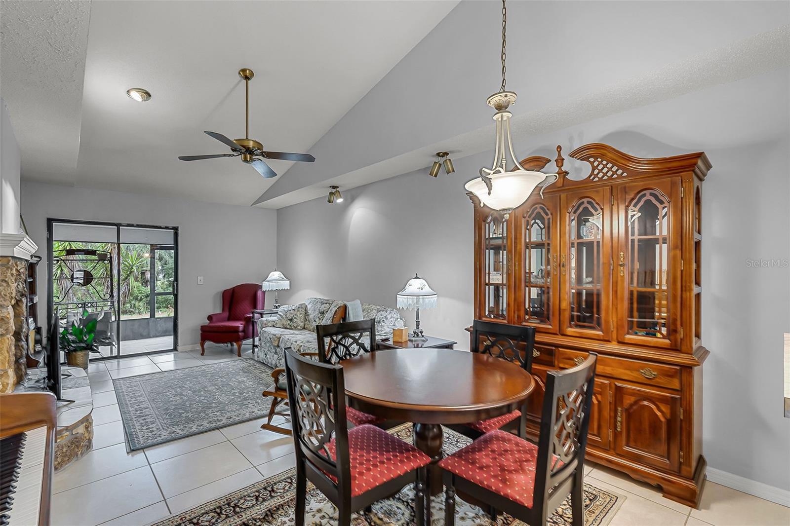 Image 15 of 55 For 179 Crown Point Circle