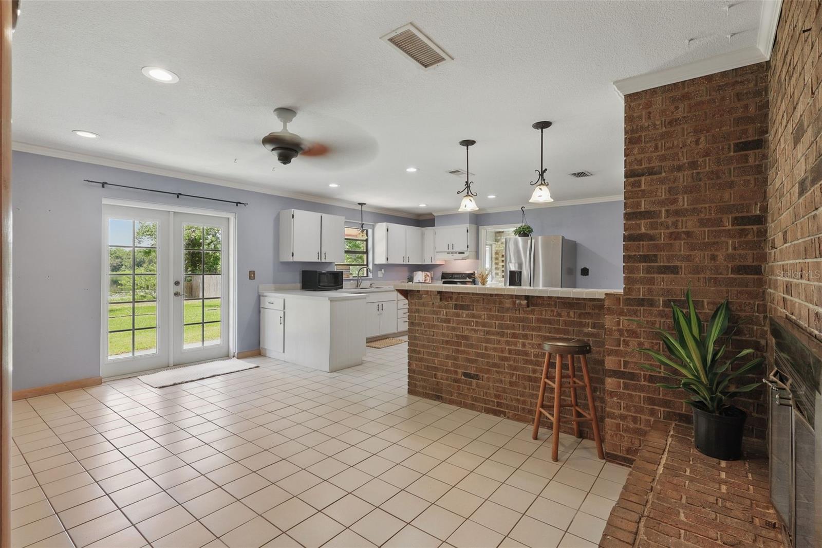 Image 18 of 49 For 2028 Lake Christie Drive