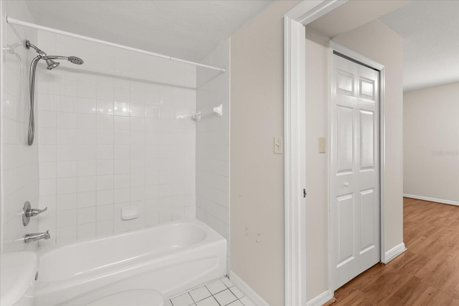Image 14 of 24 For 527 Villa Del Sol Circle 104