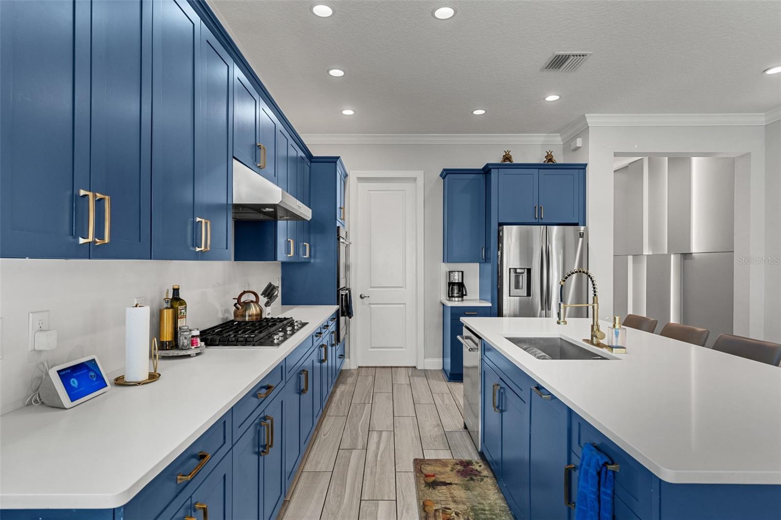 Image 14 of 69 For 10829 Royal Cypress Way