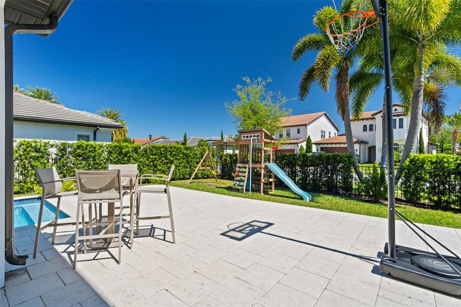 Image 42 of 69 For 10829 Royal Cypress Way