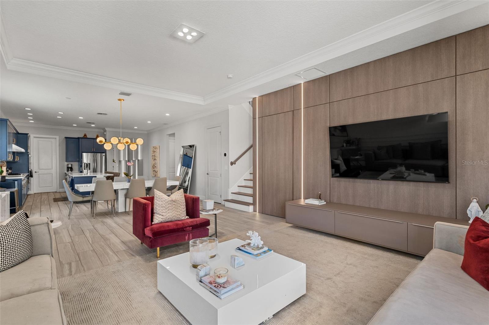 Image 43 of 69 For 10829 Royal Cypress Way