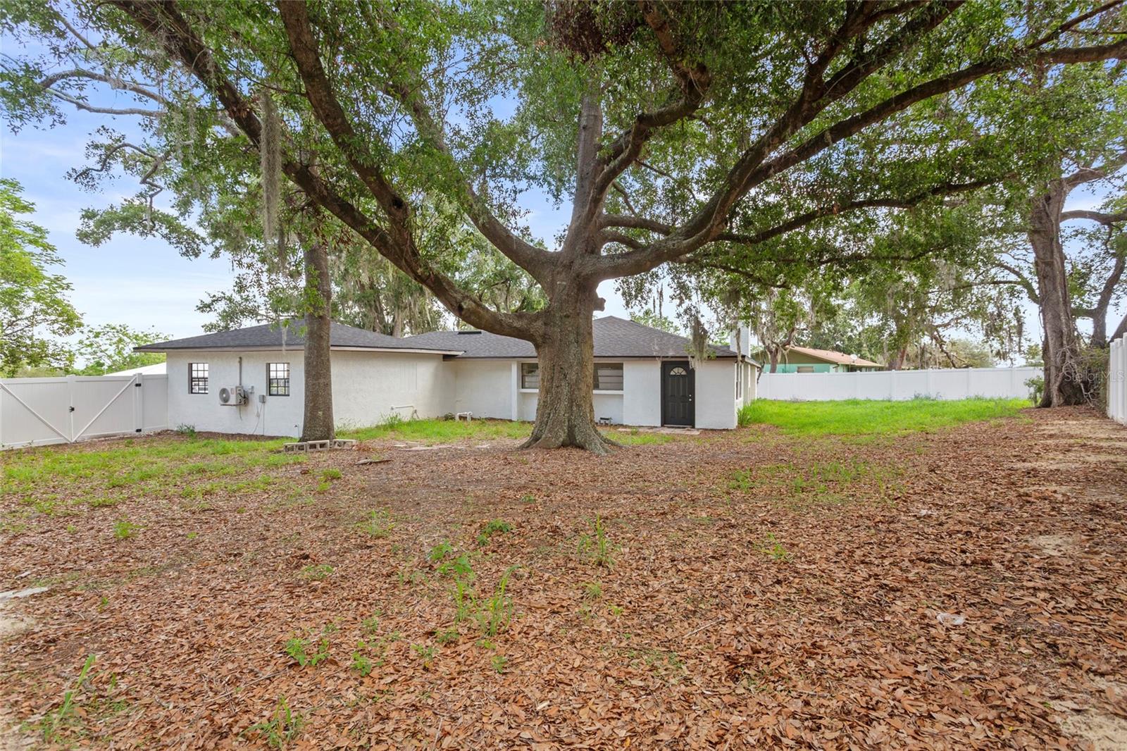 Image 39 of 50 For 22 Hillcrest Drive