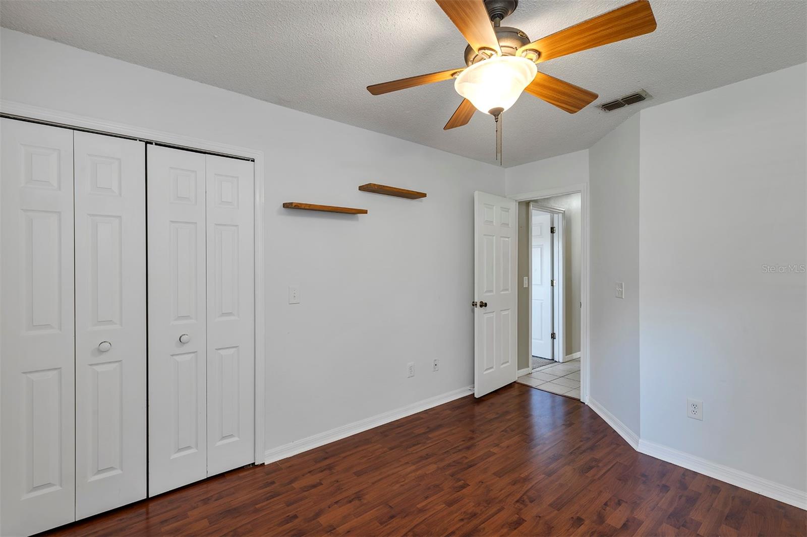 Image 11 of 39 For 2227 Doulton Drive