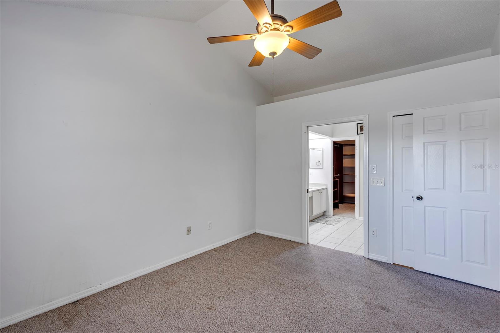 Image 18 of 39 For 2227 Doulton Drive