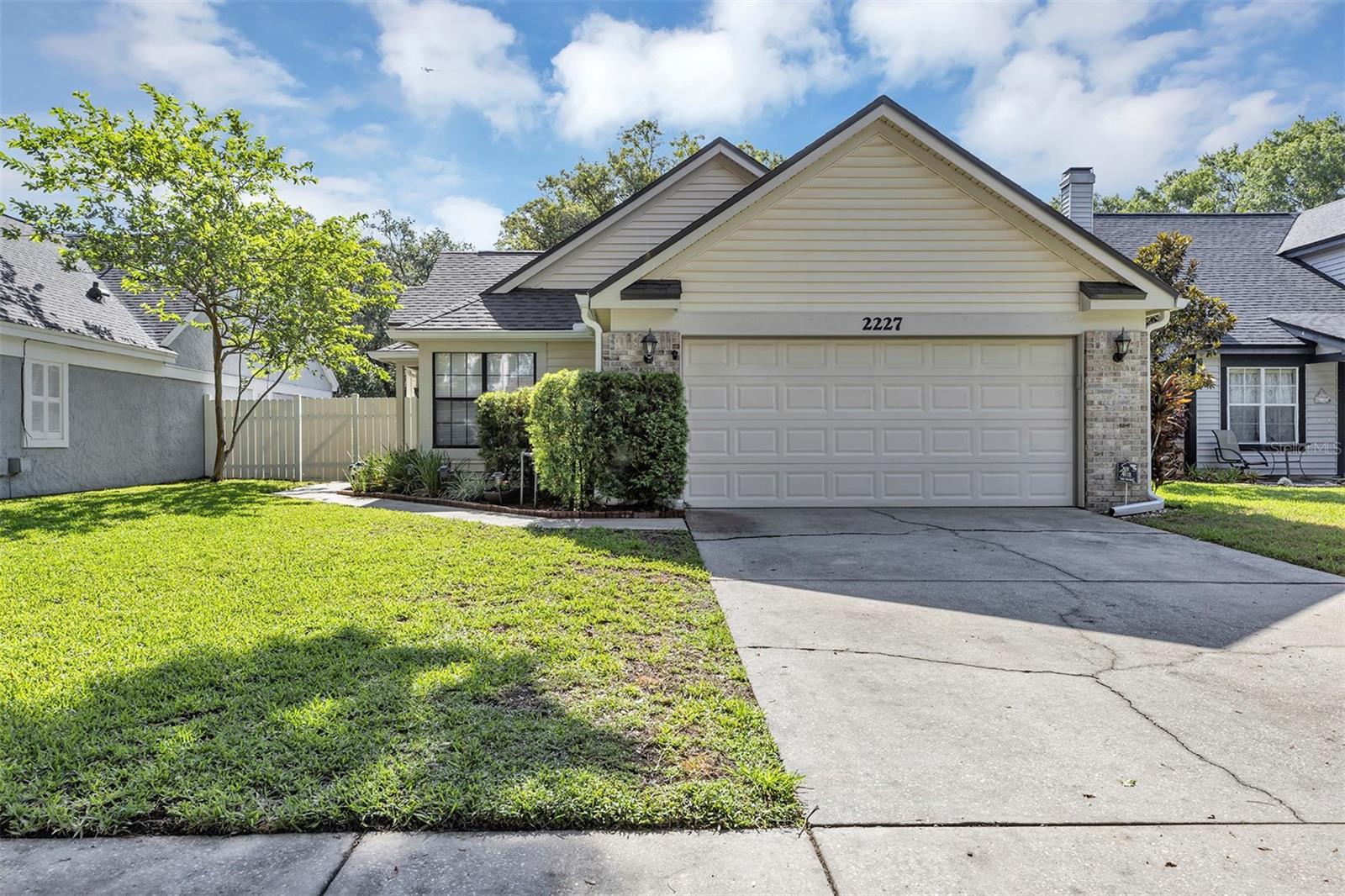 Image 2 of 39 For 2227 Doulton Drive