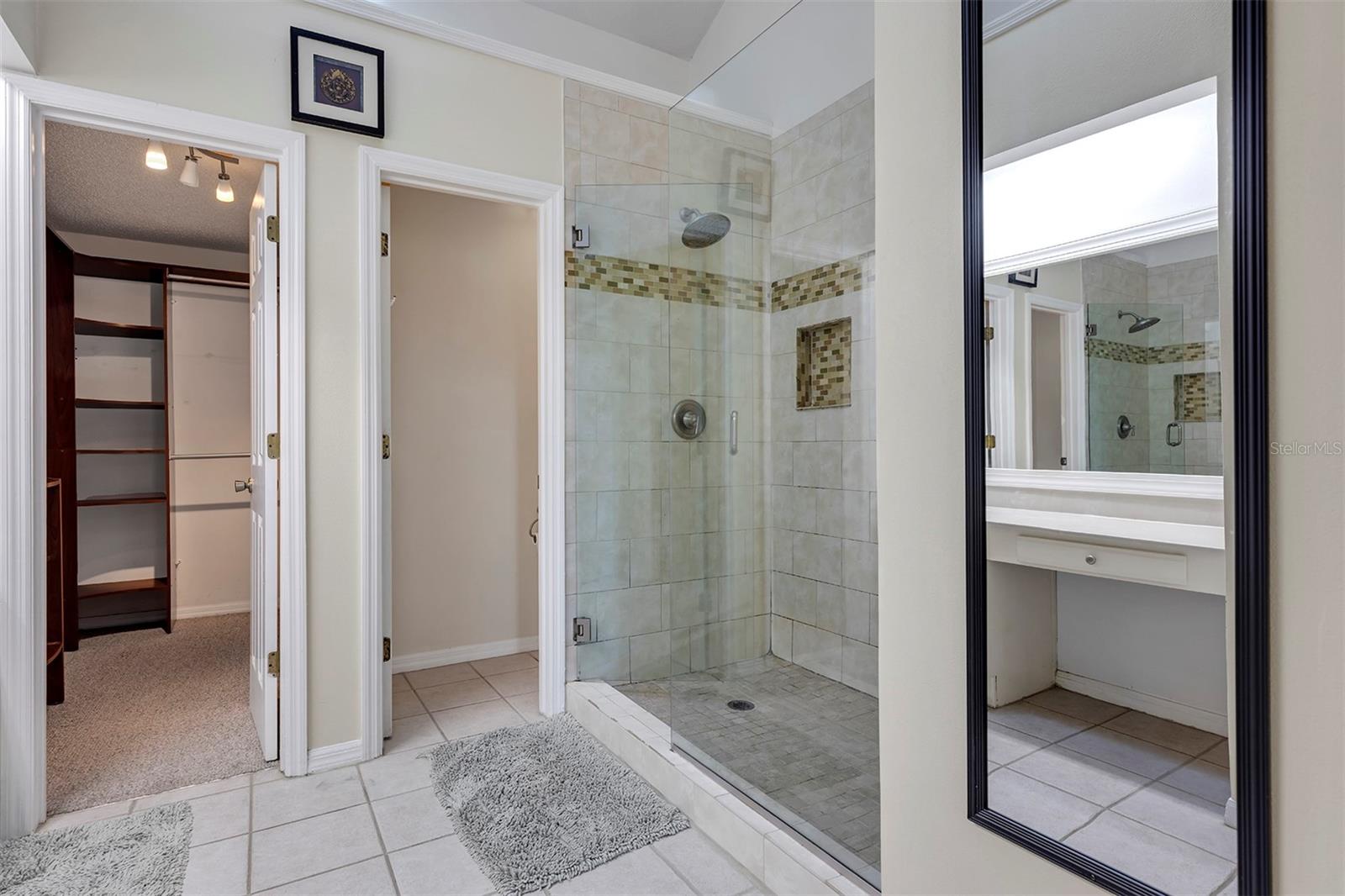 Image 20 of 39 For 2227 Doulton Drive