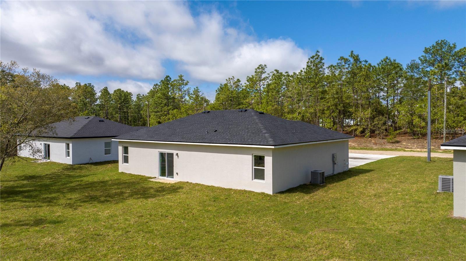 Listing photo id 2 for 9825 Swanee Terrace