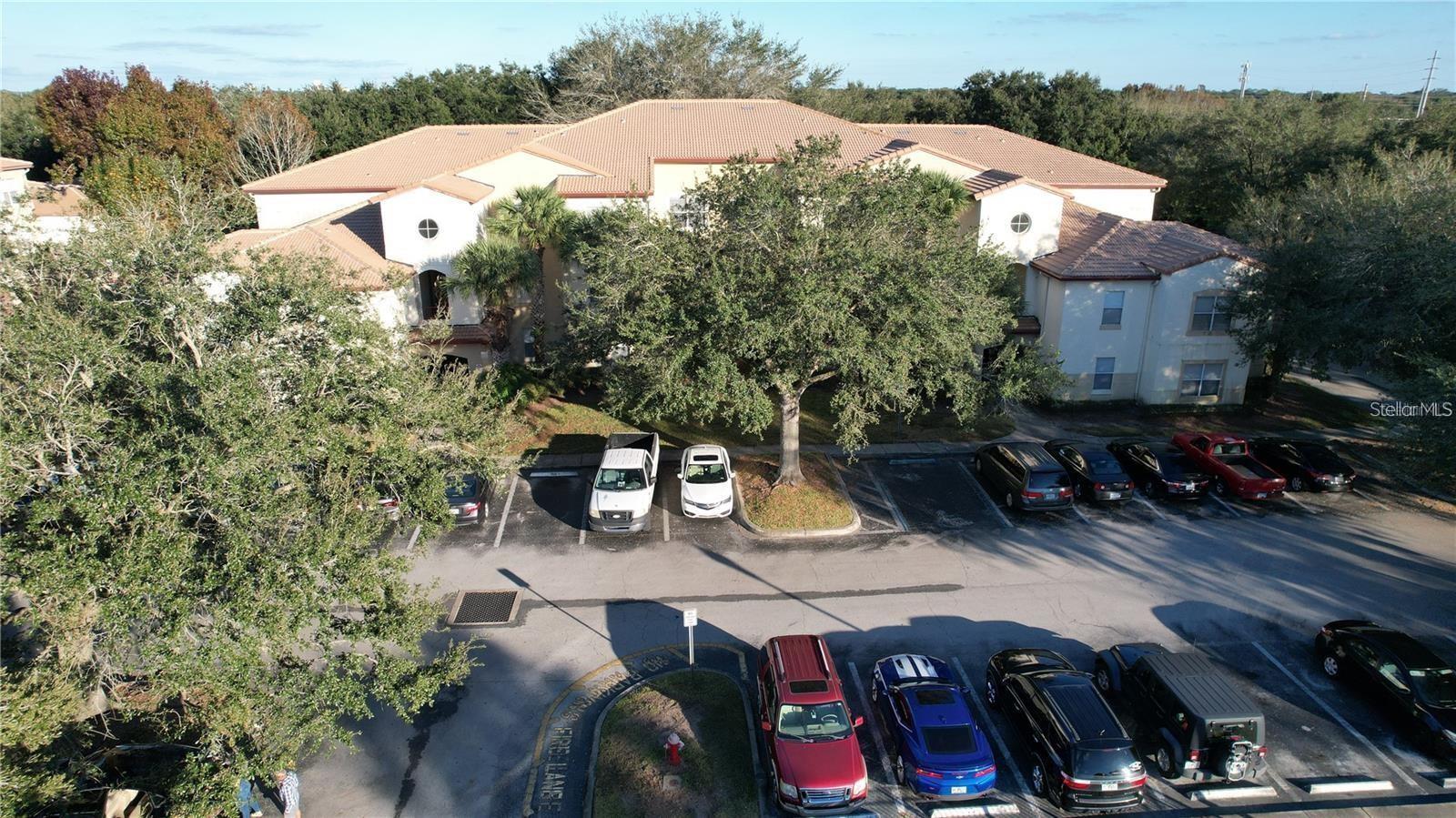 Image 19 of 32 For 824 Camargo Way 303