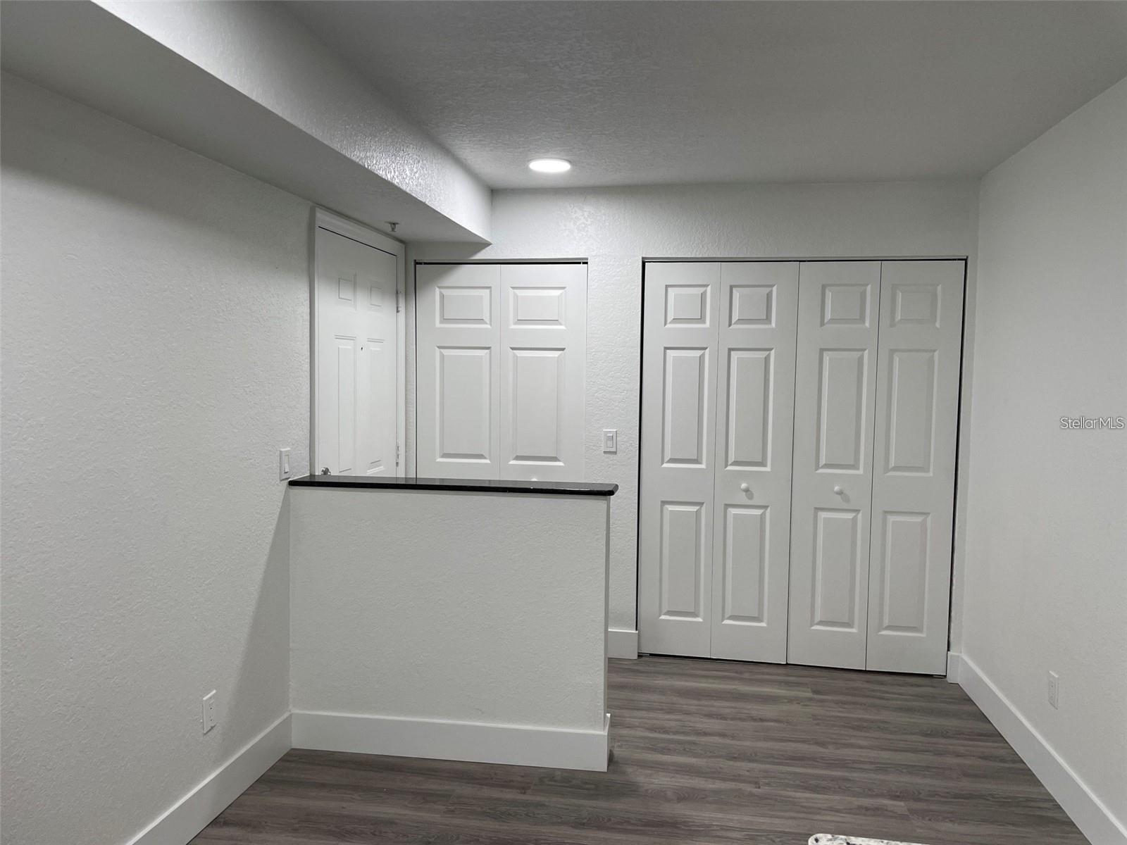 Image 8 of 32 For 824 Camargo Way 303