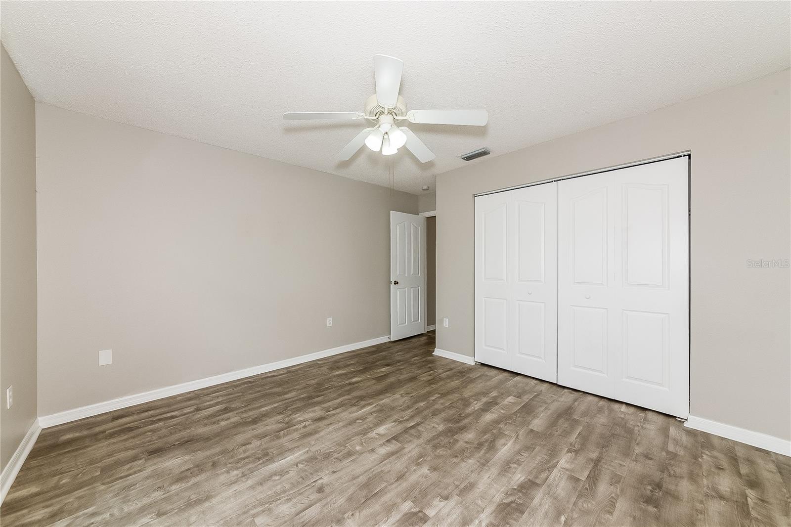 Image 14 of 16 For 7527 42nd Court E