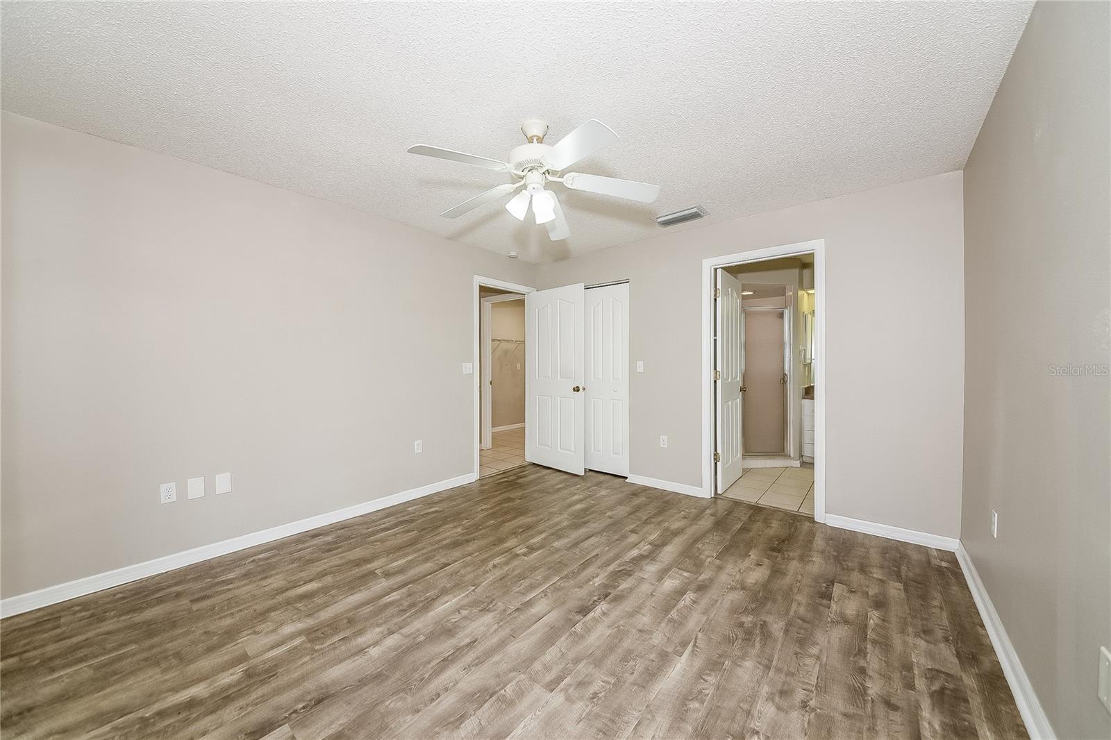 Image 9 of 16 For 7527 42nd Court E