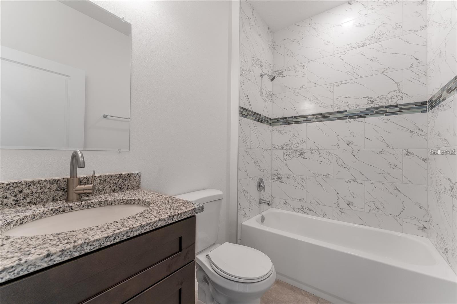 Listing photo id 23 for 10089 Athenia Drive