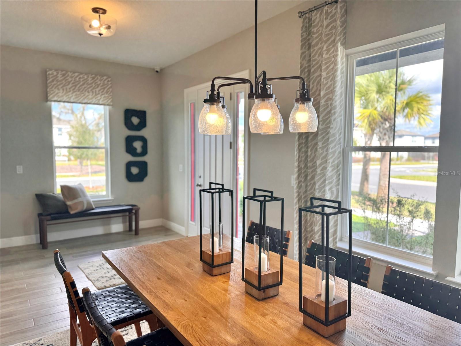 Image 7 of 45 For 2928 Voyager Avenue