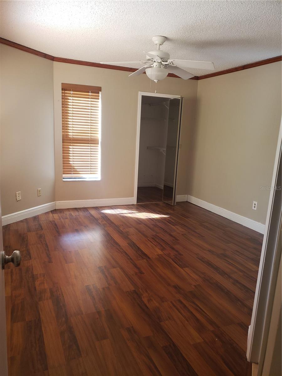 Image 34 of 45 For 706 Lighthouse Court
