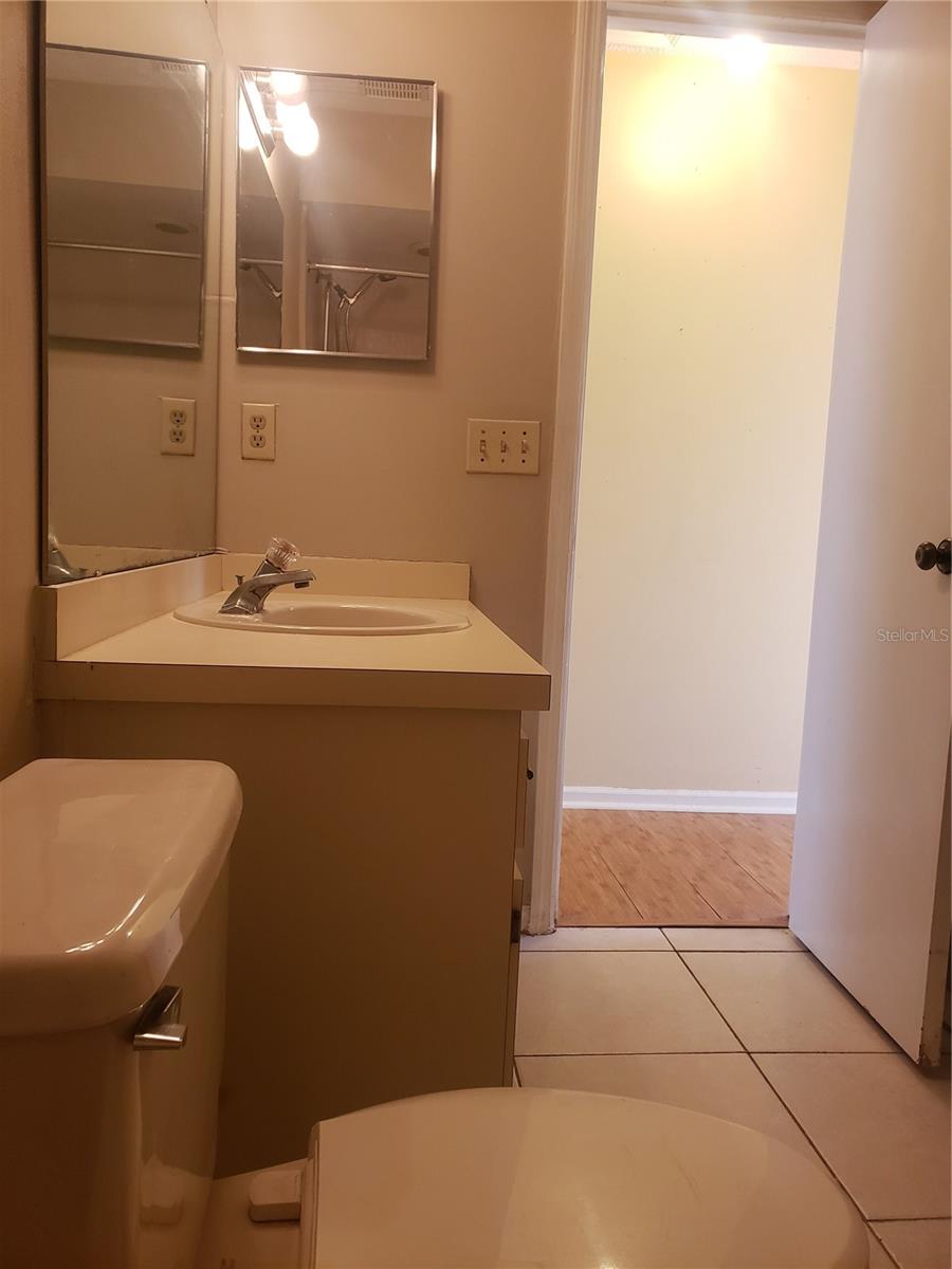 Image 42 of 45 For 706 Lighthouse Court