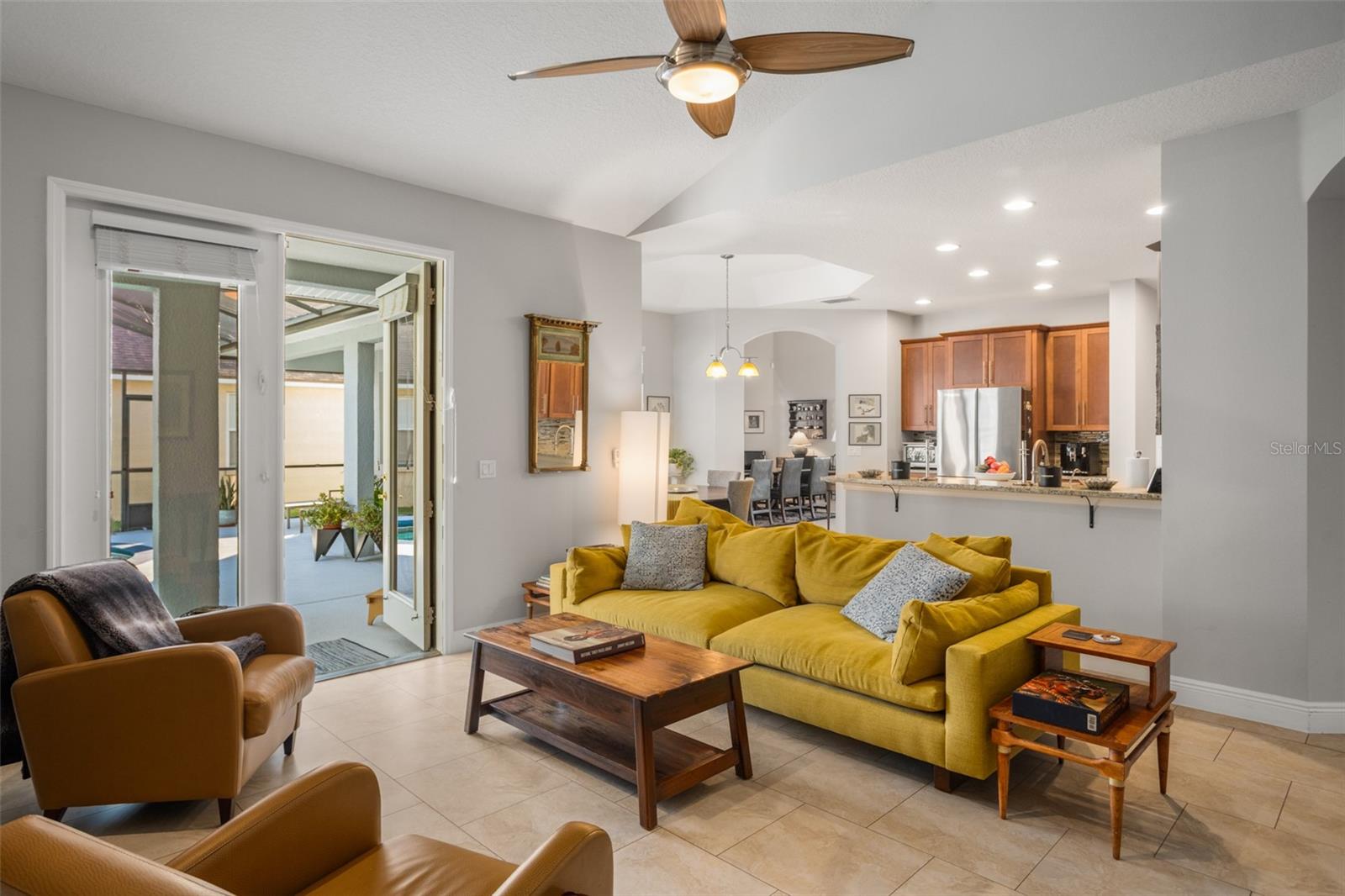 Image 18 of 52 For 14131 Islamorada Drive