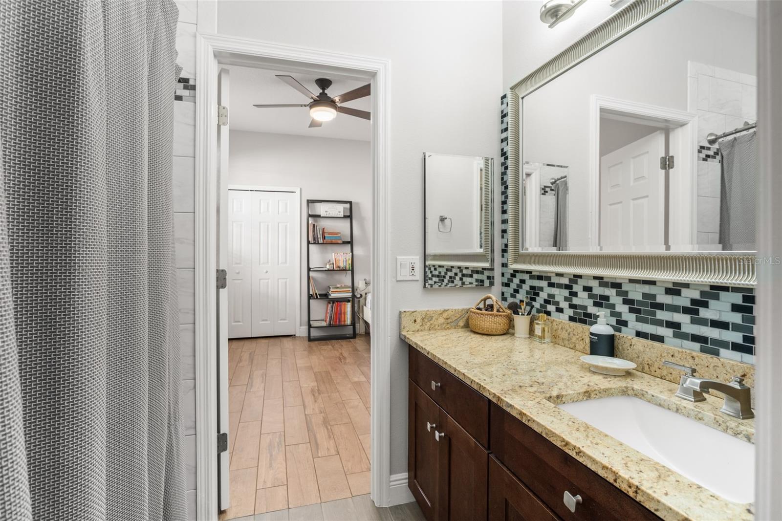 Image 40 of 52 For 14131 Islamorada Drive