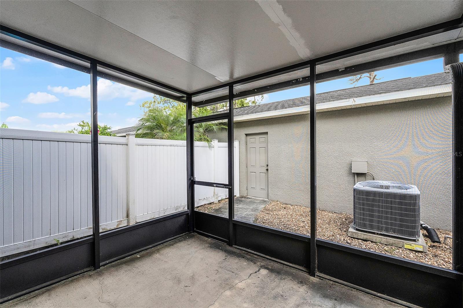Image 19 of 21 For 12335 Cruxbury Drive
