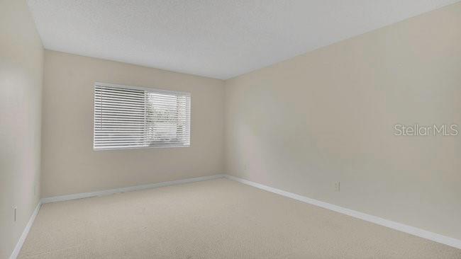 Image 18 of 28 For 648 Kenwick Circle 102