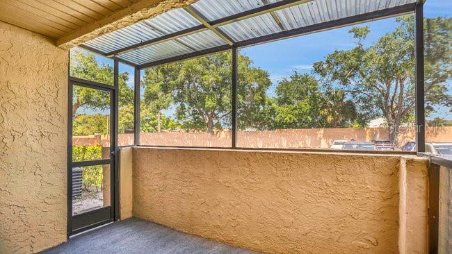 Image 22 of 28 For 648 Kenwick Circle 102