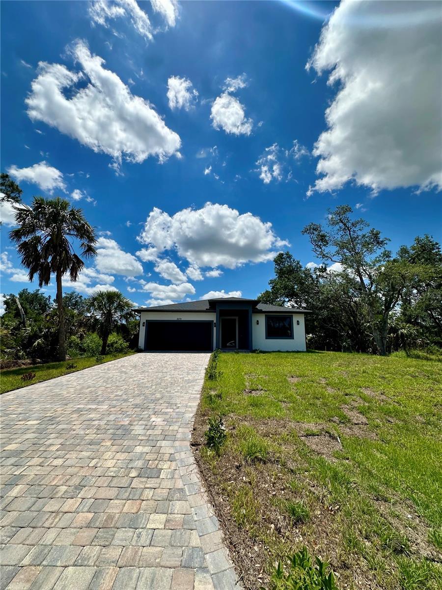 Image 3 of 25 For 2079 Barrister Street